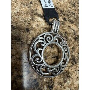 Vintage Primer Design Annette Necklace Enhancer Magnetic Clasp Silver Tone